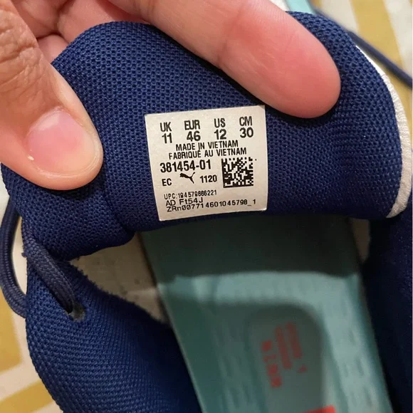 Men’s Puma Shoes - Picture 2 of 3